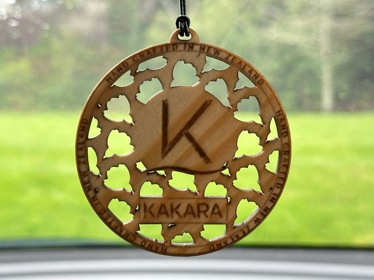Kōwhai Bloom hang-disc car freshener